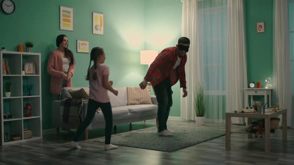 Family Is Entertaining at Home alt