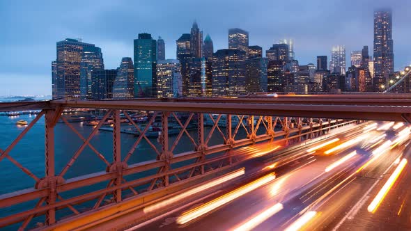 Brooklyn bridge car traffic light timelapse - New York - USA