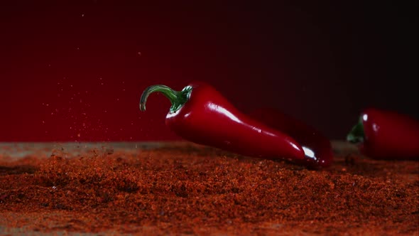 Peppers falling bouncing in ultra slow mo 1500fps - reflect surface - BOUNCING PEPPERS alt