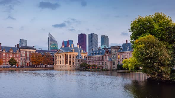 Day to Night Time Lapse from Den Haag with clouds and Binnenhof at sunset, Zuid-Holland, The Netherl alt