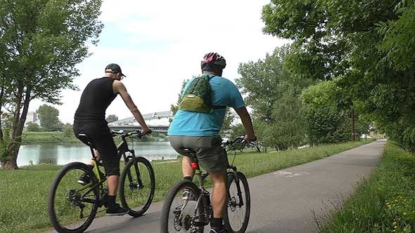 Bikers at The Riverside