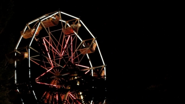  Ferris Wheel Park At Night  alt