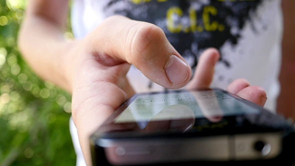 Writing Messages On The Smartphone Writing Messages On The Smartphone