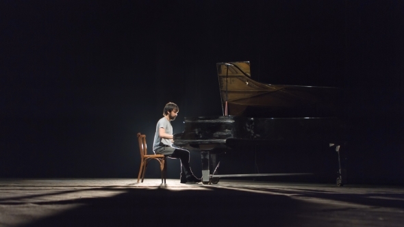 A Modern Classic Pianist Plays The Piano A Modern Classic Pianist Plays The Piano
