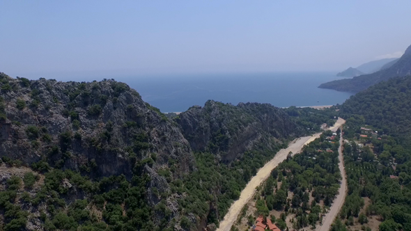 Mountains and Sea alt