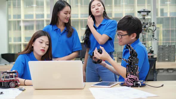 Team development startup technology alt