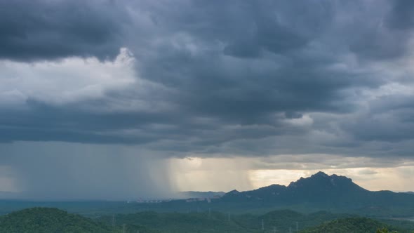 Thunderstorms on the horizon Time lapse. alt