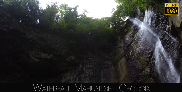 Waterfall Mahuntseti 2 alt