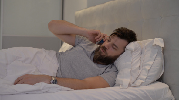 Phone Talk before Sleeping Phone Talk before Sleeping