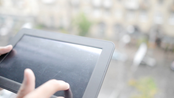 Fast Typing on Tablet and Traffic Fast Typing on Tablet and Traffic