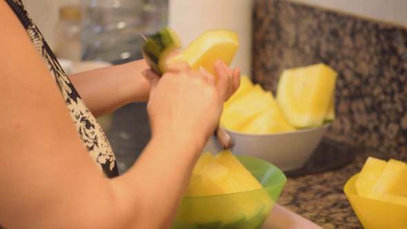 Peeling Yellow Watermelon Peeling Yellow Watermelon
