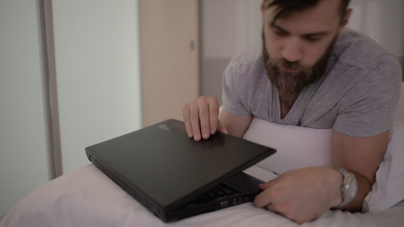Start Online Wokring in Bed Start Online Wokring in Bed