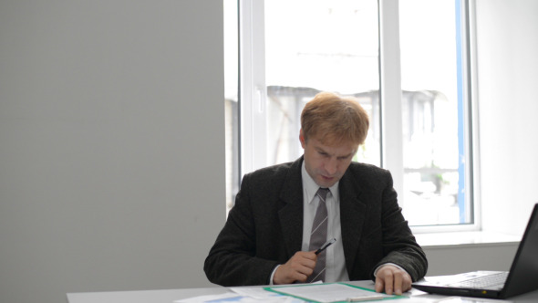 Businessman Signing Contract Businessman Signing Contract
