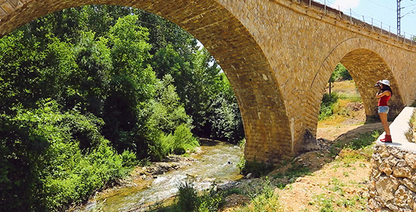 Photographer Taking Pictures alt