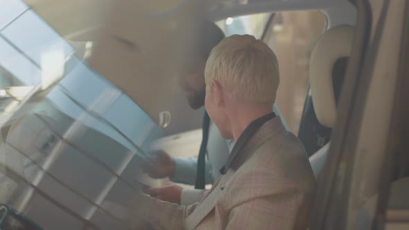 Eco Car Sale Concept alt