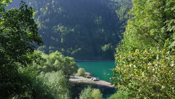 Mountain Lake in Abkhazia alt