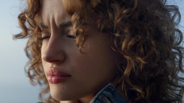 Closeup Pensive Woman Looking Away alt