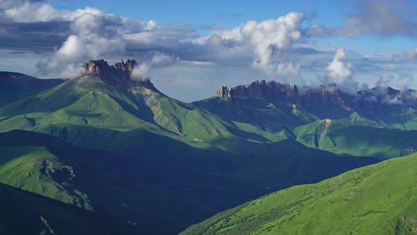Mountains and Clouds in Dusk alt
