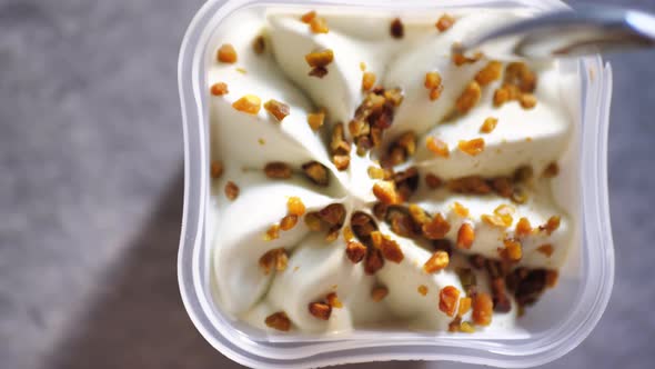 They Eat Ice Cream with a Spoon alt