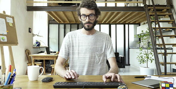 Internet And Computer User In Front Of Screen alt