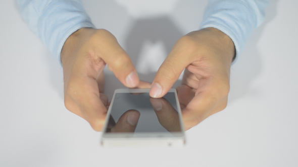 Texting on Smartphone alt