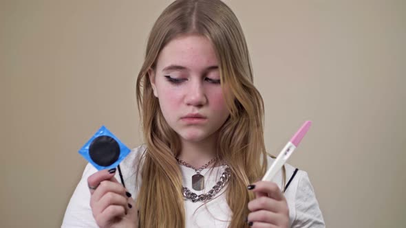 Teenage Girl Urges to Use Contraceptives to Avoid Unwanted Pregnancy alt