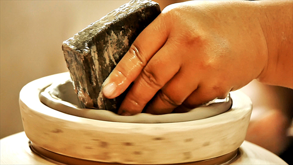 Handmade Ceramics Pottery and Bowl Factory 06 alt