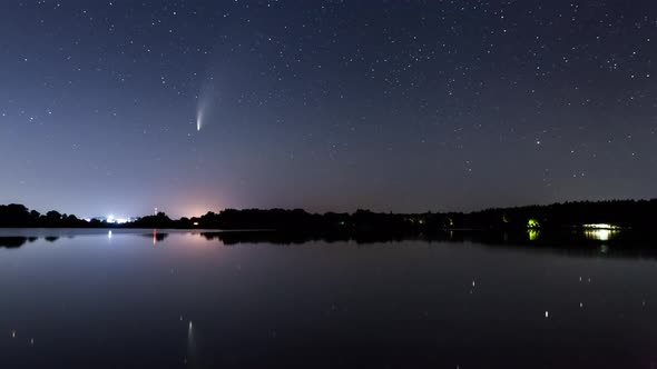 Comet Neowise C2020 F3 at Sunet Over the River alt