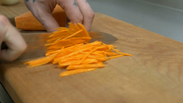 Slicing A Carrot 2