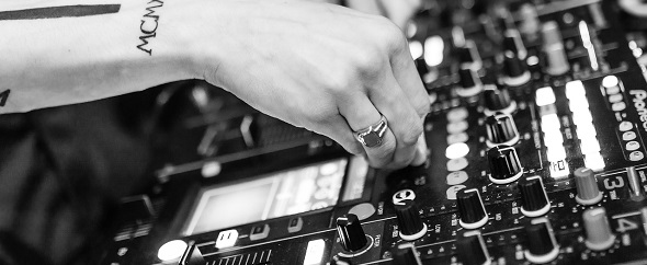 Dj 720589 1280