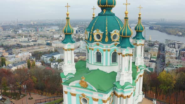 Flying Around Saint Andrews Church in Kiev. The Famous Andrew's Descent in the Capital of Ukraine alt