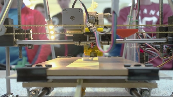 Three Dimensional Printer alt