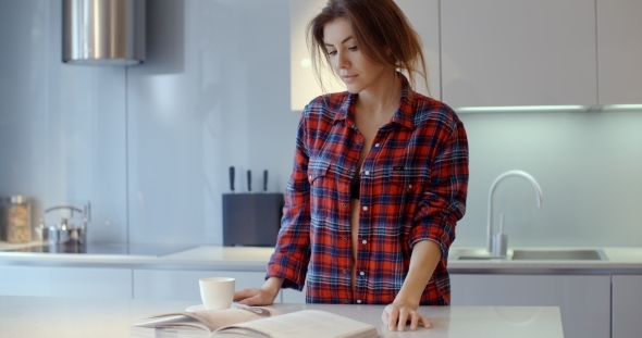 Beautiful Girl Spending Morning In Her Kitchen alt
