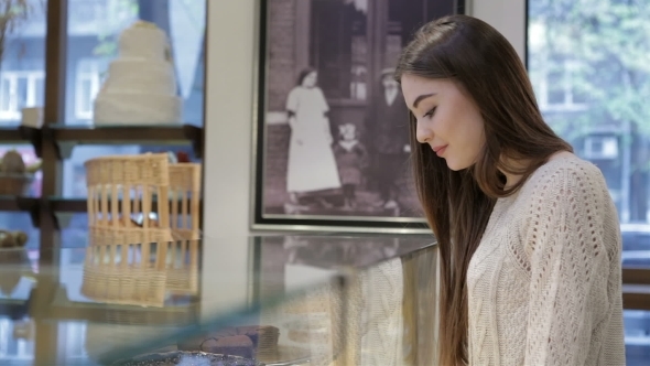 A Woman Came To The Bakery alt