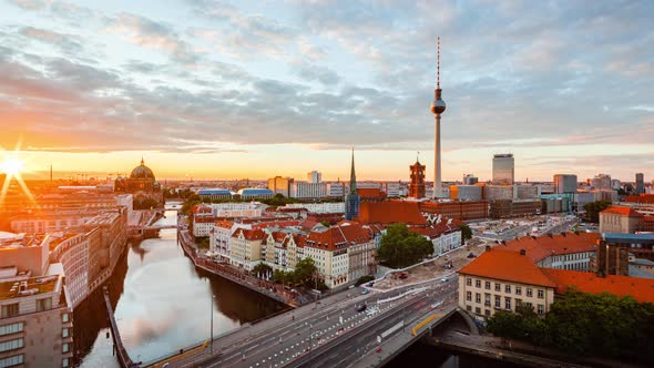 Golden Hour Time Lapse of Berlin cityscape with spree river, Berlin, Germany