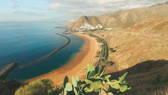  Las Teresitas Beach alt