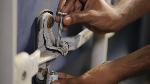 Asean Or Indian Hands Seal A Container Truck alt