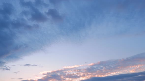 4K Sky Time lapse, Beautiful background, Sky Timelapse of skyscrapers. alt