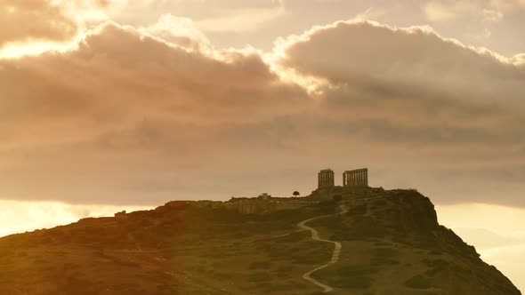 Greek Temple Of Poseidon, Cape Sounio. Timelapse alt