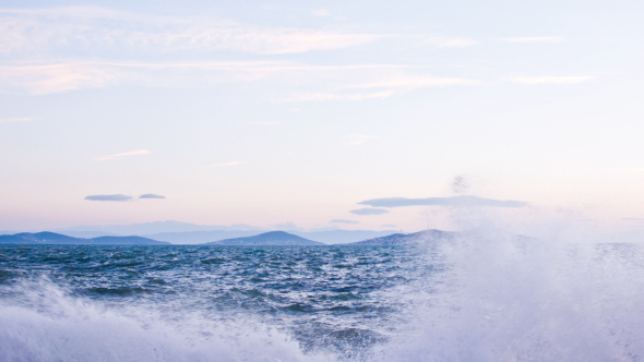 Stormy Sea With Waves Splashing 3