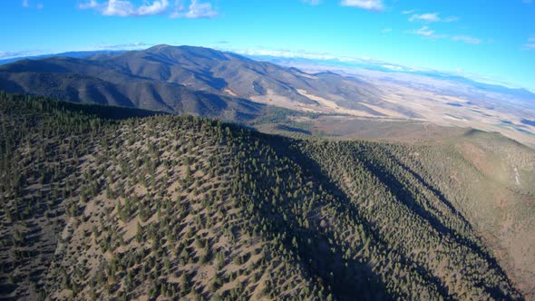 Siskiyou Pass Aerial View Flying Above Mountains Oregon California Border alt