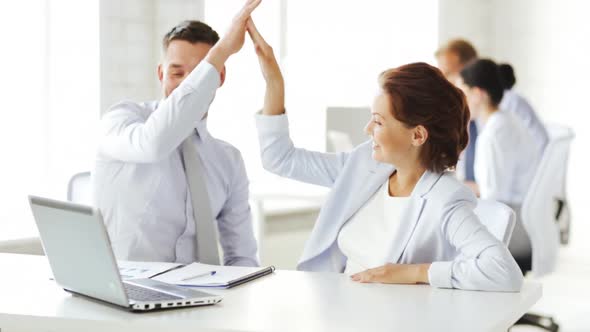 Business People Making High Five Gesture 1 alt