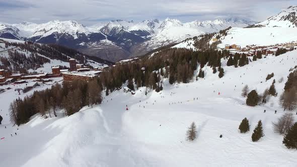 Aerial view of people skiing alt