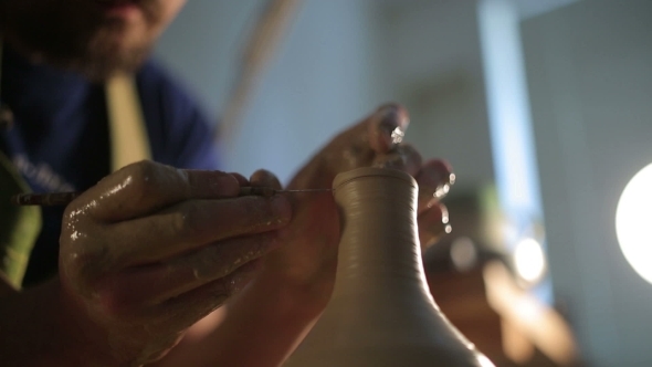 Hands Of a Potter, Creating An Earthen Jar