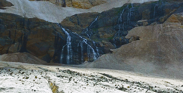 Waterfall Rocky Mountain alt