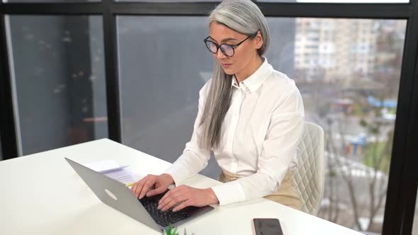 Office Employee Concept alt