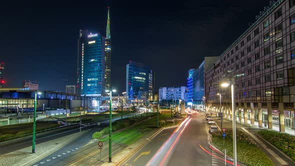 Milan Skyline with Modern Skyscrapers in Porta Nuova Business District Night Timelapse Hyperlapse in alt