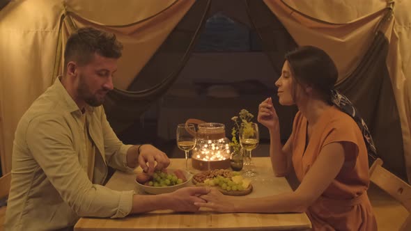 Couple Having Date in Glamping alt