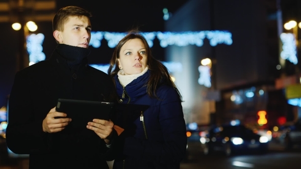 The Couple Has Found The Right Way alt