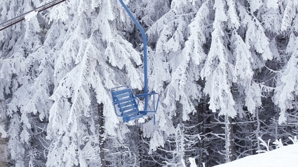 Ski Lift alt